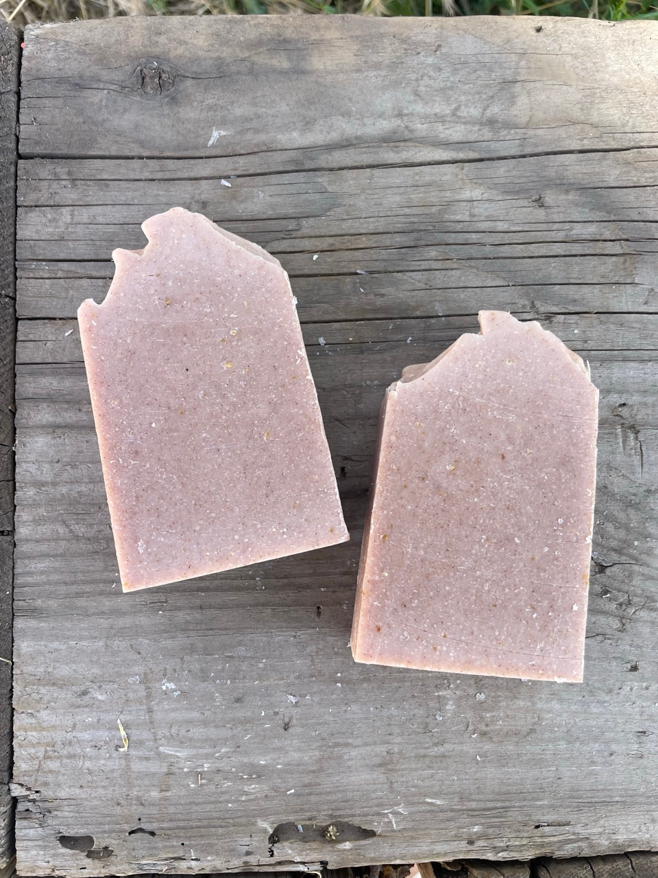 Pretty and Polished (The Gardener) - Exfoliating Bar - Image 3